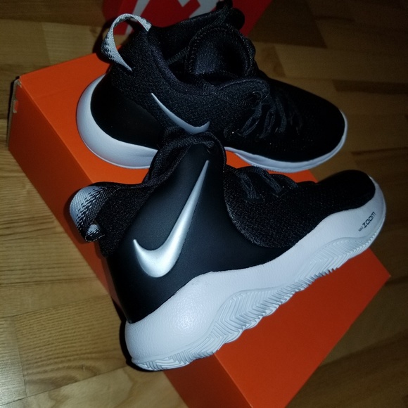 Nike Zoom Rev II SZ Black and White NWT - Picture 3 of 7